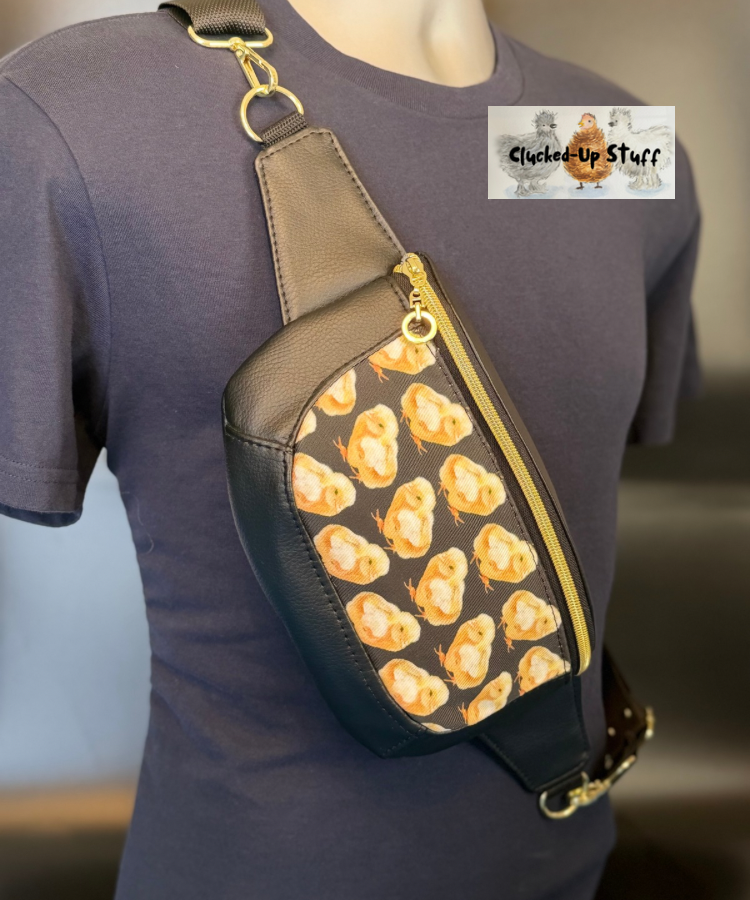 Clamshell Chick Print Sling Bag in Faux Leather & Linen Canvas