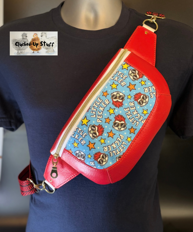Clamshell Cheeky Chick Print Sling Bag in Marine Vinyl & Linen Canvas