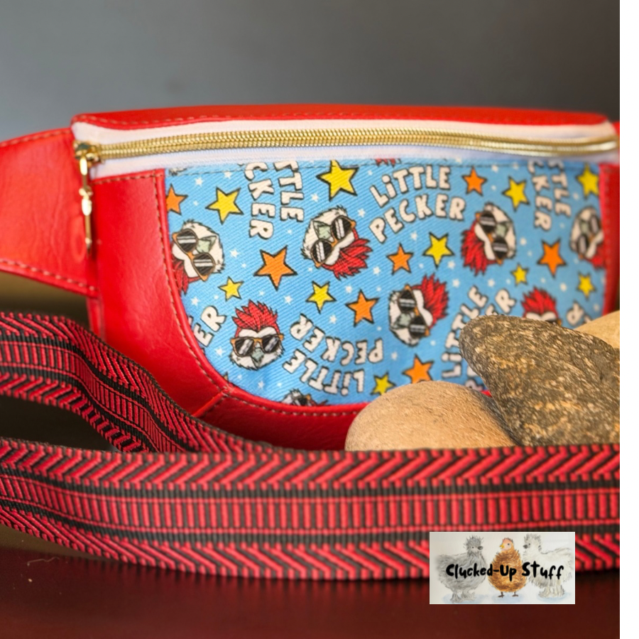 Clamshell Cheeky Chick Print Sling Bag in Marine Vinyl & Linen Canvas